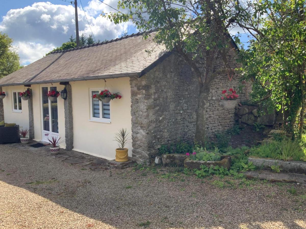 Le Cloitre Apartamento Huelgoat Exterior foto